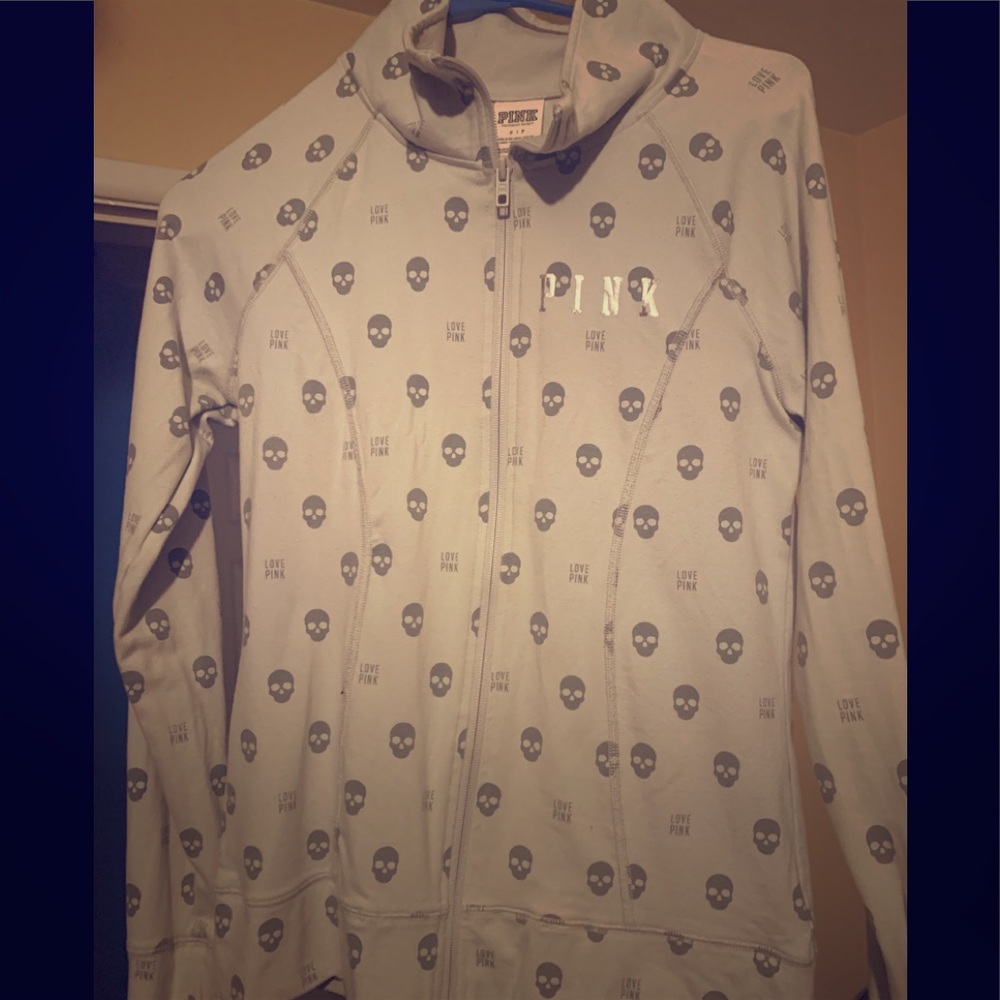 VS sugar skull pull over